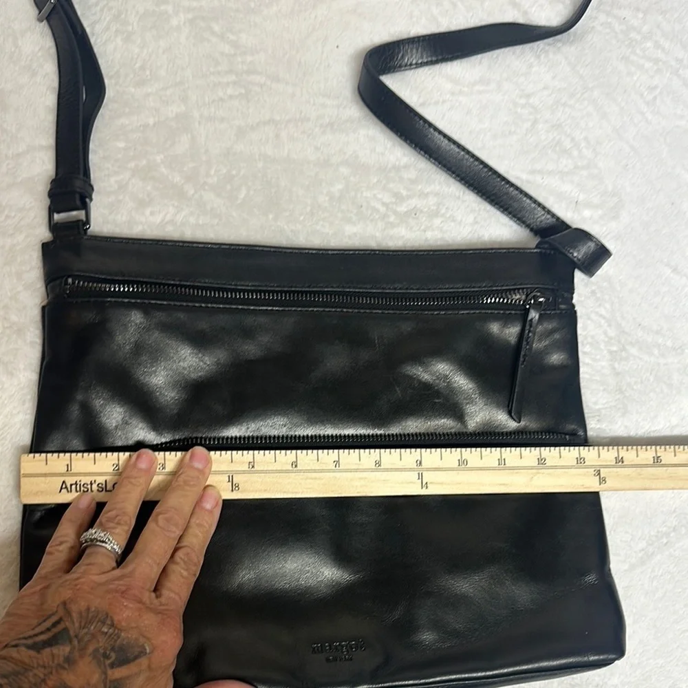 Margot Black Messenger Bag Sleek Design